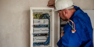 Oferta de empleo para electricista - Foto: pixabay