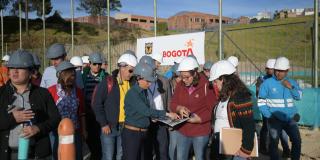 Claudia López y su visita al proyecto parque Santa Lucía.