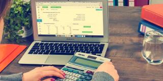 Oferta de empleo para secretaria auxiliar contable - Foto: pixabay.com