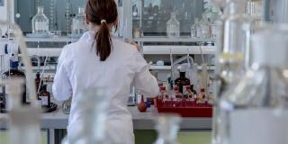 Oferta de empleo para químico - Foto: pixabay.com