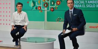 Alcaldesa Claudia López en el set de Canal Capital