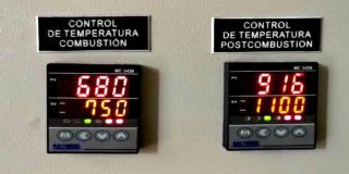 Imagen del control de temperatura en el horno crematorio de Fontibón.