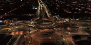 En Bogotá se han modernizado más de 8 mil luminarias a tecnología led. Foto: UAESP