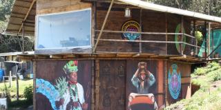 El Bioparque Casa Colibrí es un espacio para la multicreación y promoción de bienes y servicios culturales y creativos en la vereda El Verjón de Teusacá, localidad de Santa Fe. Foto:FUGA.
