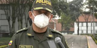 El comandante de la Policía Metropolitana de Bogotá, general Óscar Gómez Heredia, señaló que el joven Landucci ya se comunicó con la familia en Bogotá.