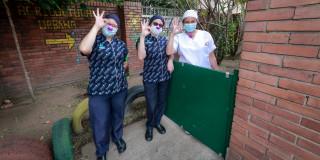 Mujeres de servicios generales