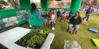 La comunidad de Fontibón se unió para reverdecer su Parque Hayuelos. Foto: Jardín Botánico