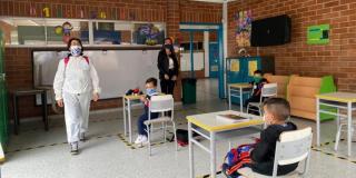 El Foro Educativo Distrital 2021 contempla, entre otros, 400 encuentros institucionales en los colegios oficiales de Bogotá. Foto: Secretaría de Educación.