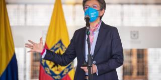 La alcaldesa, Claudia López, aseguró que se aumenta el aforo a 75 % manteniendo el uso de tapabocas, adecuada ventilación y constante higiene en las manos. Foto. Alcaldía.