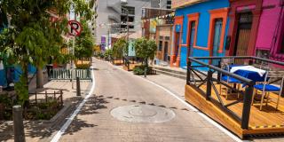 Calle Bonita, nombre con el que se le conoce al sector de restaurantes ubicados en la calle 30 entre carreras quinta y séptima, Foto: Alcaldía Mayor de Bogotá.