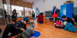 padres con sus hijos