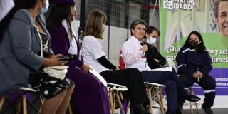 Alcaldesa Claudia López, en evento de logros para mujeres de Bogotá