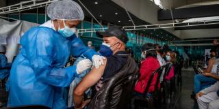 Puntos de vacunación contra COVID-19 hoy 14 de febrero de 2022, Bogotá