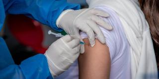 Puntos de vacunación contra COVID-19 hoy 15 de febrero de 2022, Bogotá