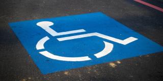 Tarjetas de aparcamiento para personas con discapacidad en Bogotá