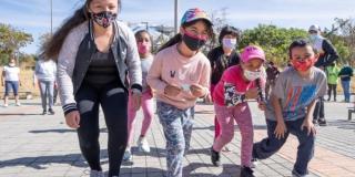Niños y niñas celebran su día con recreación y deporte en El Campín