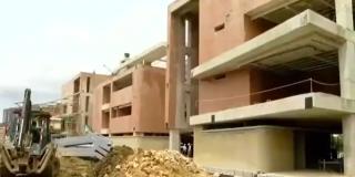 ¿Cuándo estará listo el colegio Los Cerezos, localidad de Engativá? 