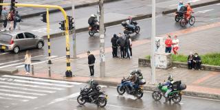 Horarios y días de restricción de acompañante hombre en moto en Bogotá