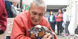 Perros de habitantes de calle fueron atendidos en San Cristóbal 