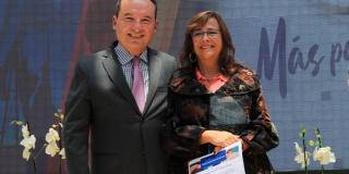 Secretaría de Salud recibe el premio Regalías Bien Invertidas del DNP