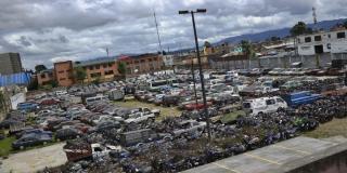 Distrito subasta vehículos declarados en abandono en patios de Bogotá