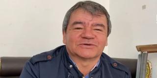 Conoce la inspiradora historia de José Ruiz, reparador de paraguas