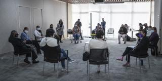 Personas reunidas