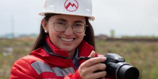 Erika protege a las aves en el patio taller de la línea 1 del Metro 