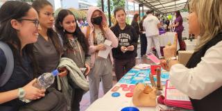 Feria de derechos sexuales y reproductivos para educar a los jóvenes