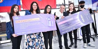 Ganadores concurso que premia el aprendizaje con el uso de tecnologías