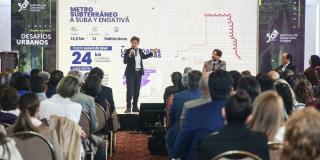 Alcaldesa Claudia López destaca obras del IDU en 50 años de la entidad