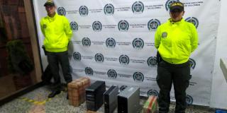 Policía de Bogotá incautó 40 equipos electrónicos.