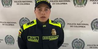 Video: Así fue el rescate de policía a una mujer arrastrada por arroyo ¡Heroico!