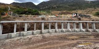 Acueducto construye muro para contención de vía en relleno Doña Juana