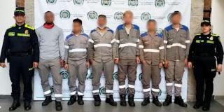 Cayeron hurtando cableado de fibra óptica en Engativá Querían hurtar cableado