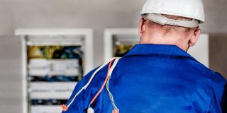 Oferta de empleo para electricista industrial - Foto: pixabay.com
