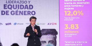 La alcaldesa, Claudia López, expuso su política del Sistema del Cuidado como la 