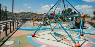 Balance de mejoramiento y reparación de parques en Rafael U. Uribe