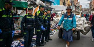 Operativo de Comando Corabastos: 10 capturas y 5 locales suspendidos Comando Corabastos capturó a 10 personas, incautó 202 armas y más en operativo