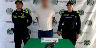 Video: Policía capturó a un hombre que asaltaba con arma de fuego a biciusaurios