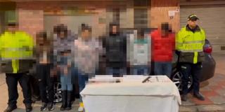 🎥 Policía capturó a 3 hombres y 3 mujeres que hurtaban vehículos en Bogotá 