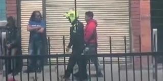 Por cámaras de seguridad Policía capturó a hombre que vendía estupefacientes