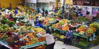 Plazas de mercado siguen abasteciendo a bogotanos pese a cierre de vía al Llano