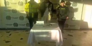 🎥Capturado por porte ilegal de armas de fuego ¡Su vehículo perdió el control!