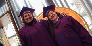 Más de 120 mujeres se graduarán en habilidades digitales con Distrito