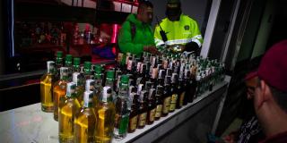 Hora CUIDAdana inició con el hallazgo de botellas de licor adulterado