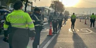 Distrito mantiene diálogo con taxistas: no permitirá bloqueos 