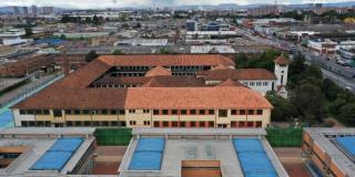 Distrito entregó colegio La Merced van 32 en la actual administración