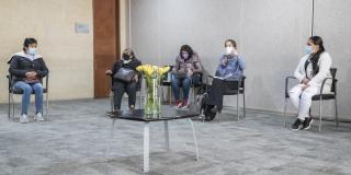 Personas reunidas