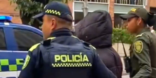 Bicicuadrantes capturaron a una mujer por hurtar ropa en un local de la Zona T 